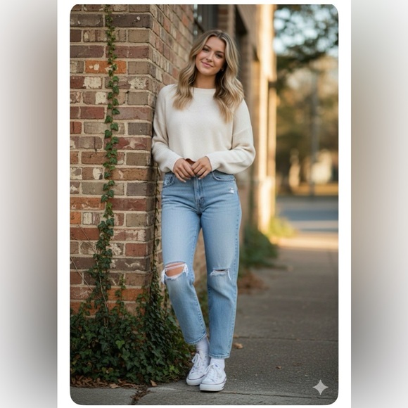 34/29 Wrangler Authentic Premium Quality Blue Jeans - distressed - Picture 3 of 17